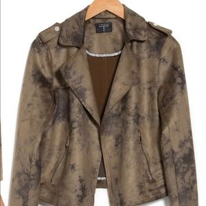 T TAHARI Faux Leather Crop Moto Jacket